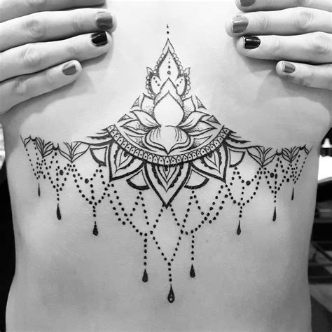 women underboob tattoo|22 Amazing Lace Under Breast Tattoo Designs To Inspire You In。